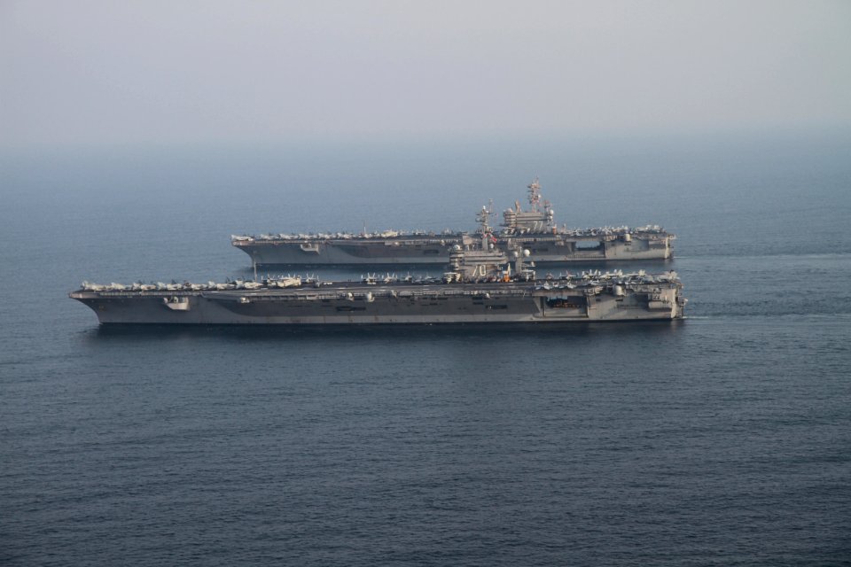 USS George H.W. Bush (CVN 77) 141018-N-AP620-007 (15579980031)