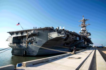USS George H.W. Bush (CVN 77) 141021-N-LN619-001 (15626901941)