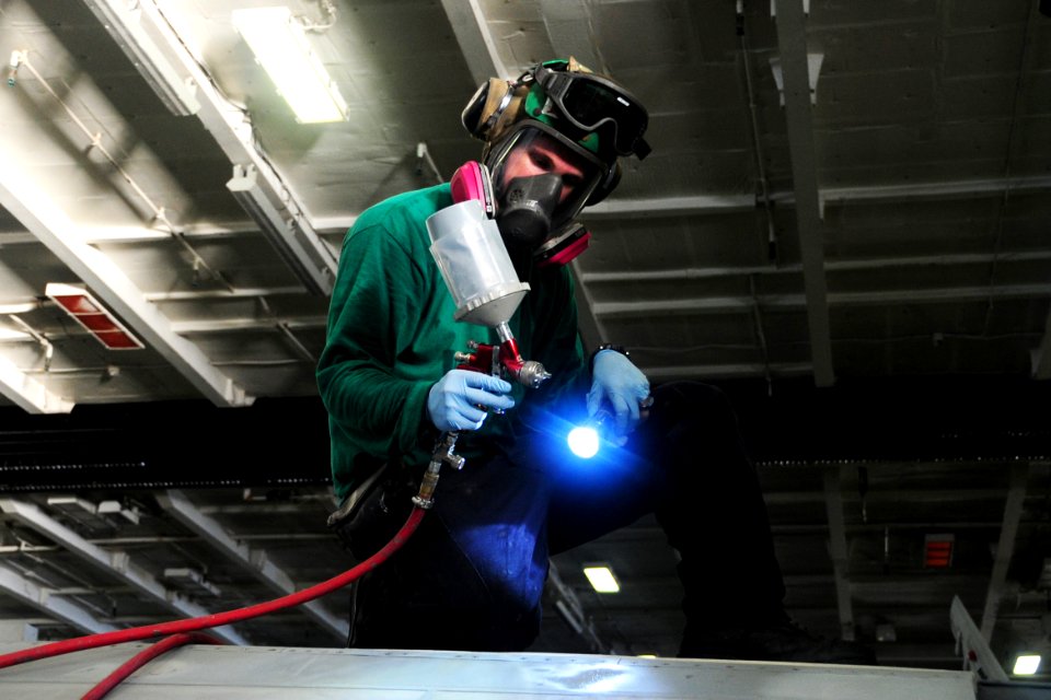 USS George H.W. Bush (CVN 77) 141020-N-CZ979-051 (15592318632)