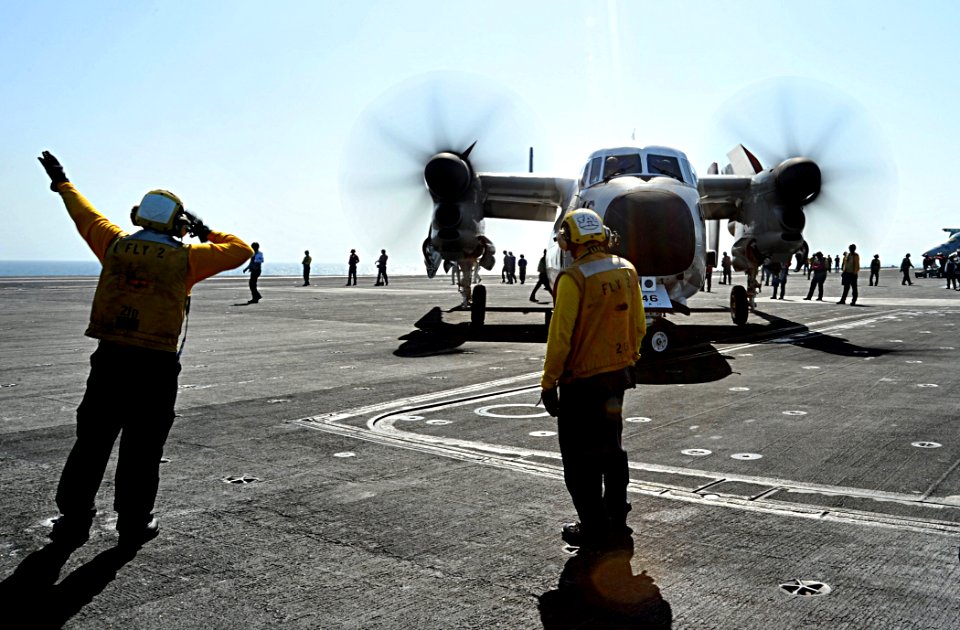 USS George H.W. Bush (CVN 77) 14140617-N-CS564-140 (14445781701)