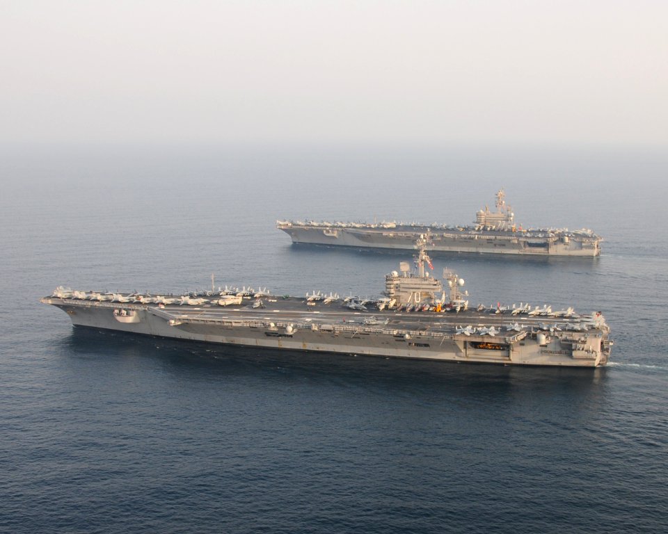 USS George H.W. Bush (CVN 77) 141018-N-MW031-097 (15583431702)
