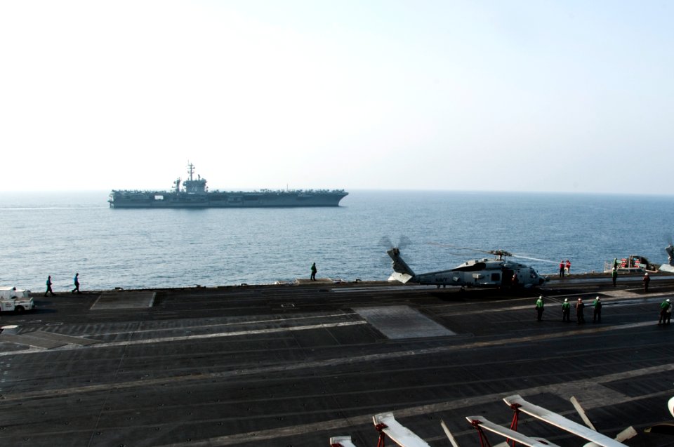 USS George H.W. Bush (CVN 77) 141018-N-MW819-005 (15396501858)
