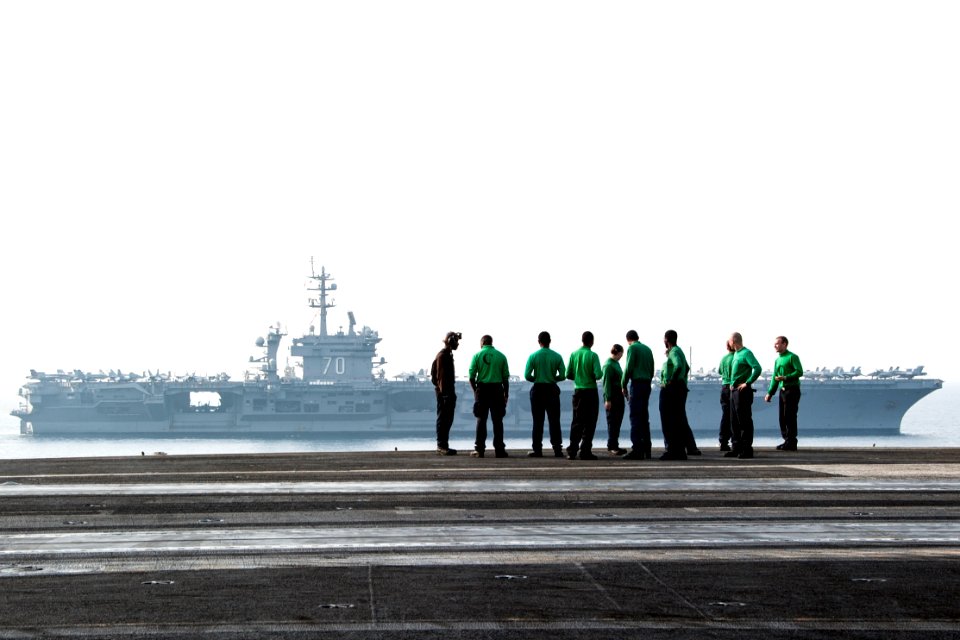 USS George H.W. Bush (CVN 77) 141018-N-MW819-090 (15396993540)