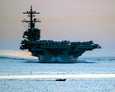USS George H.W. Bush (CVN-77) transits the Strait of Hormuz on 28 April 2014 (140428-N-PJ969-027)