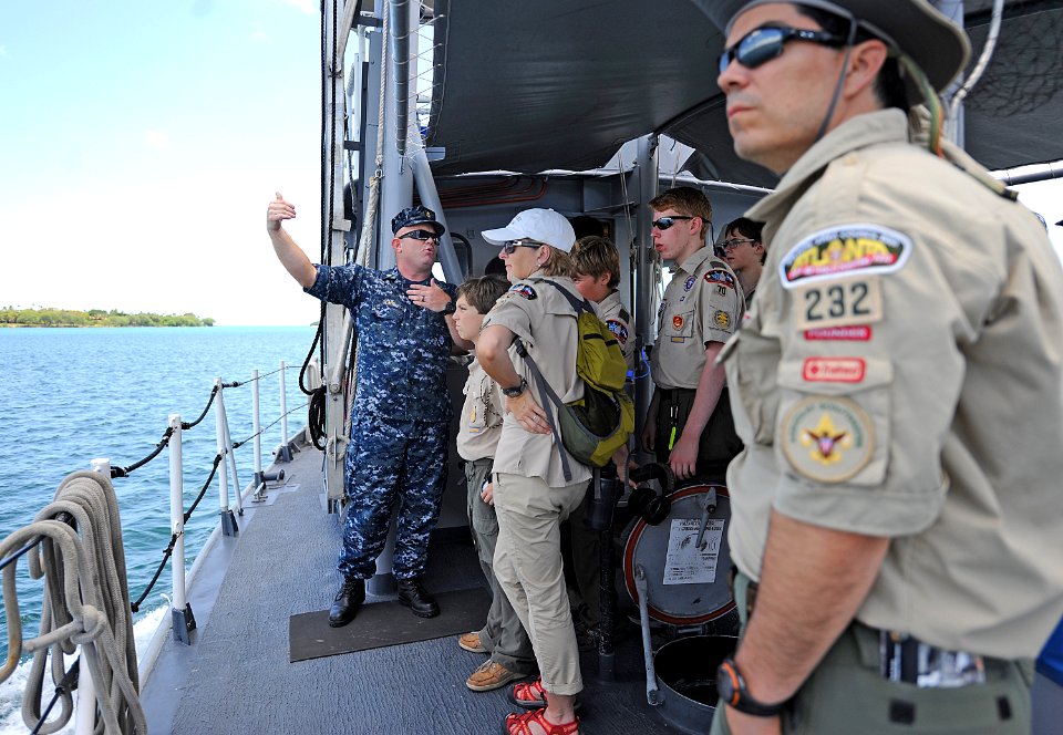 USS George H.W. Bush action 140611-N-QG393-037