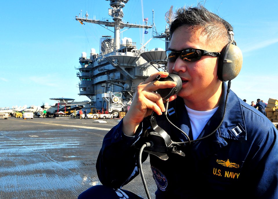 USS George Washington 090727-N-EP713-121