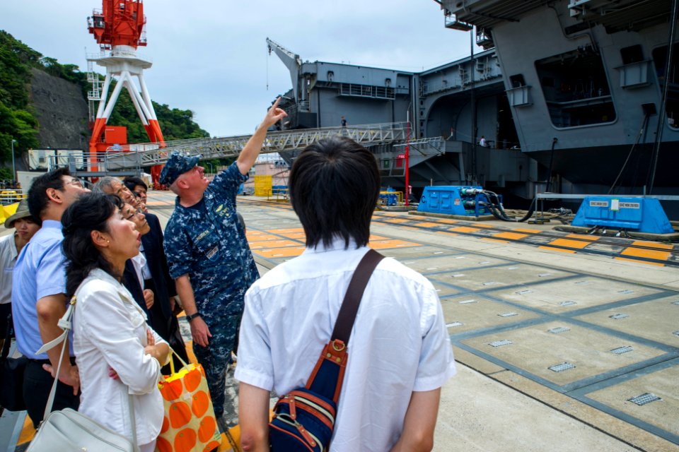 USS George Washington activity 140824-N-CS616-018