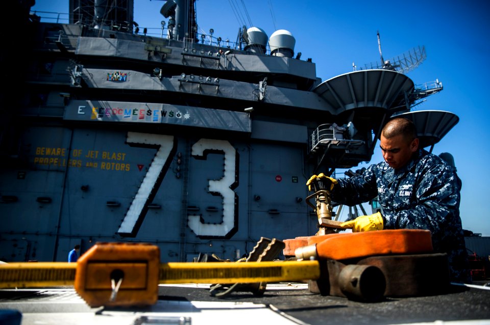 USS George Washington 140902-N-IV489-190