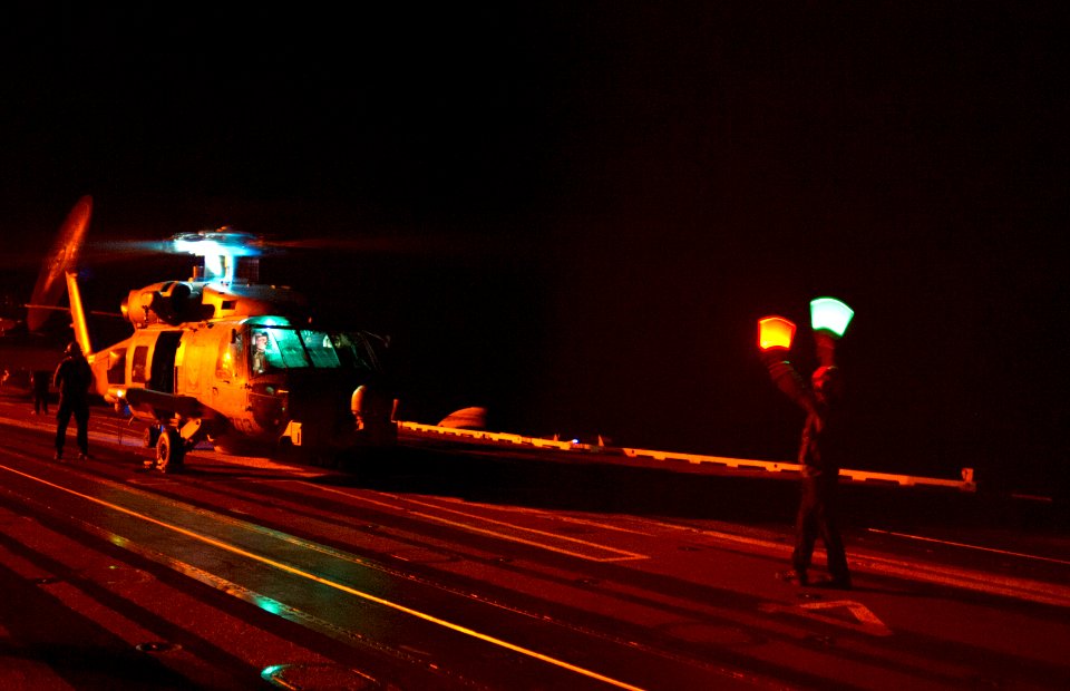 USS George Washington 140926-N-ZT599-140