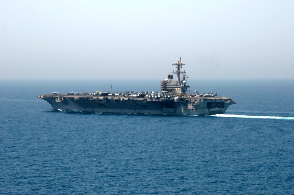 USS George H.W. Bush (CVN 77) USS George H.W. Bush (CVN 77) 140701-N-MW031-016 (14398600447)