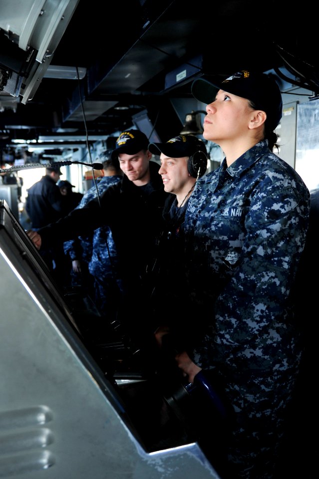 USS George H.W. Bush sailors at work 150206-N-IJ275-003
