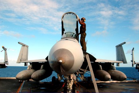 USS George Washington (CVN 73) DVIDS221367
