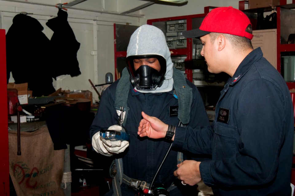USS George Washington firefighting exercise 141206-N-XF988-023