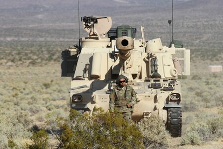 Movement artillery vehicle