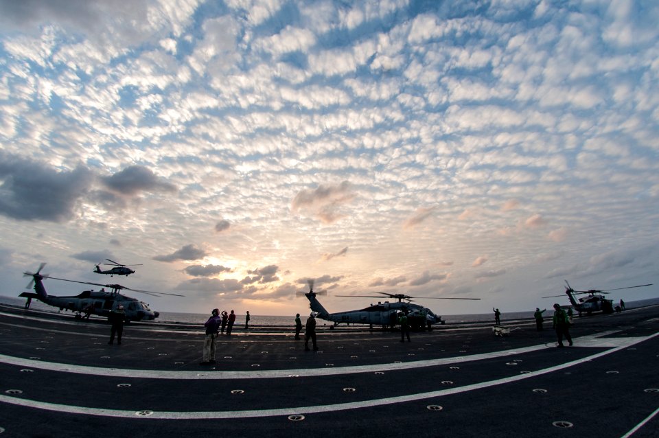 USS George Washington operations 141113-N-EH855-286