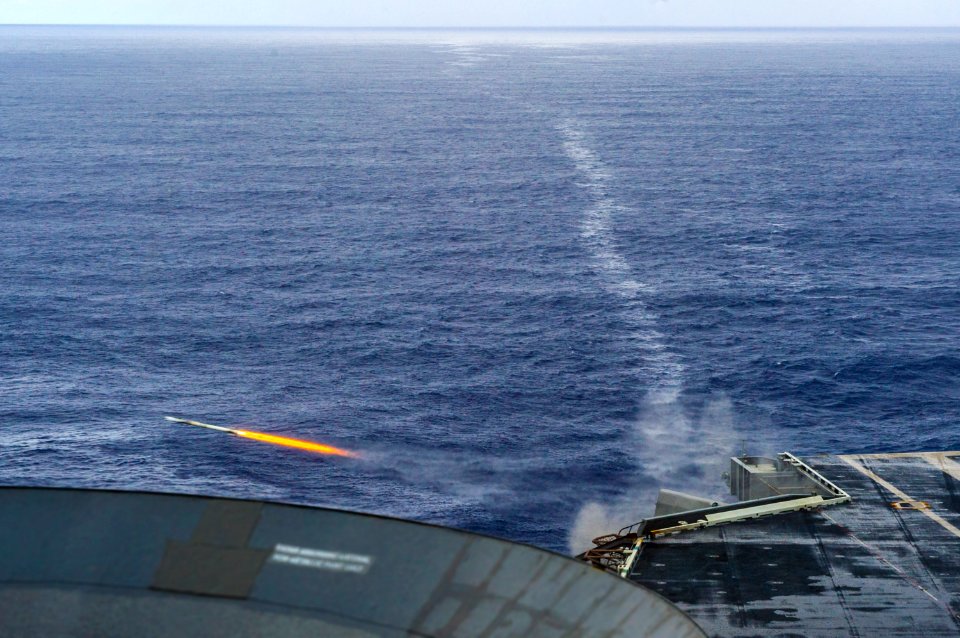 USS George Washington live-fire exercise 140914-N-GT589-038