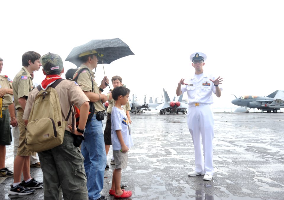 USS George Washington DVIDS325837