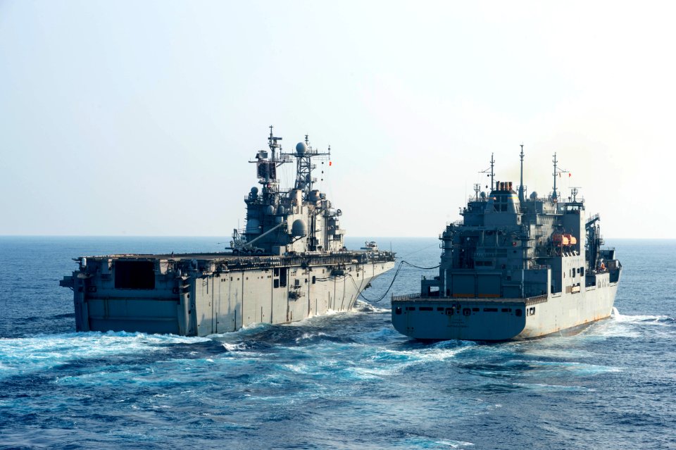 USS Germantown 140909-N-UD469-044