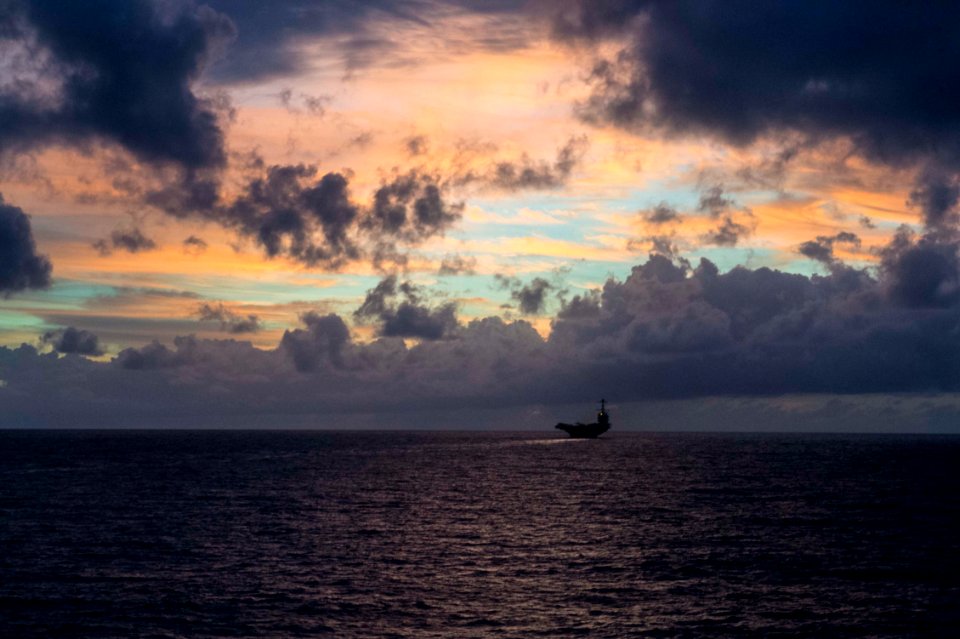 USS George Washington operations 150701-N-ZZ786-222