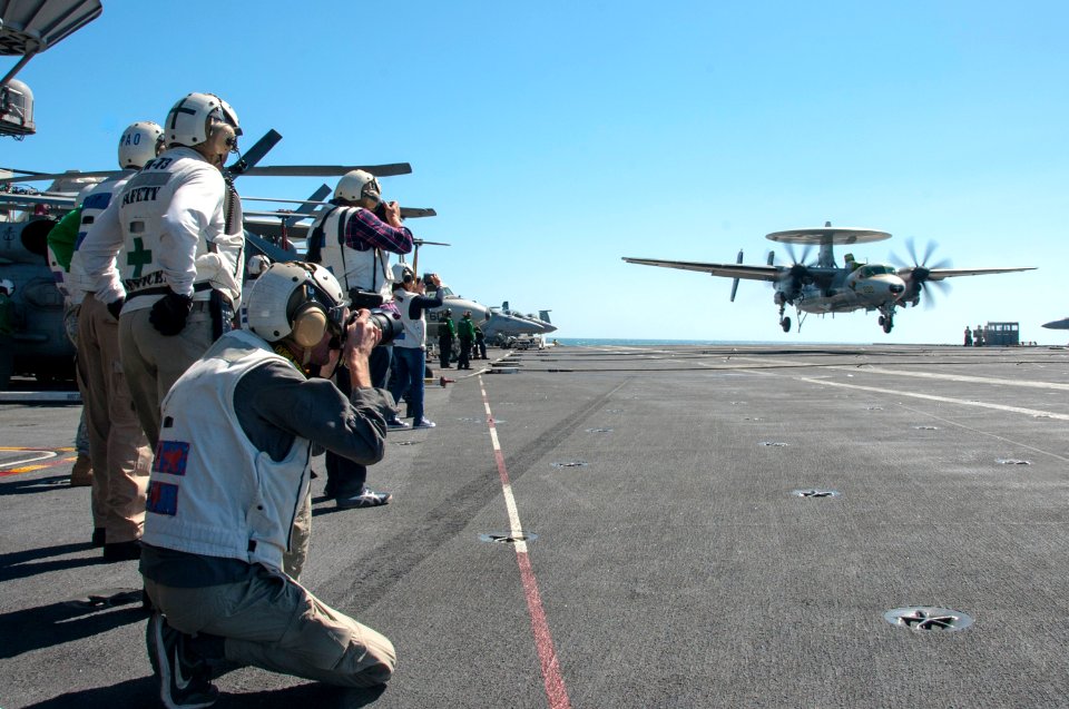 USS George Washington operations 150716-N-YD641-101