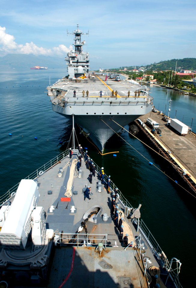 USS Germantown activity 140928-N-UD469-069