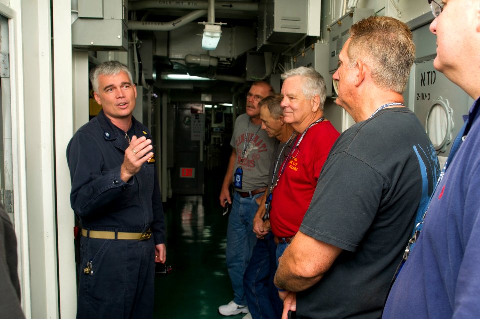USS George Washington operations 141106-N-GT589-099