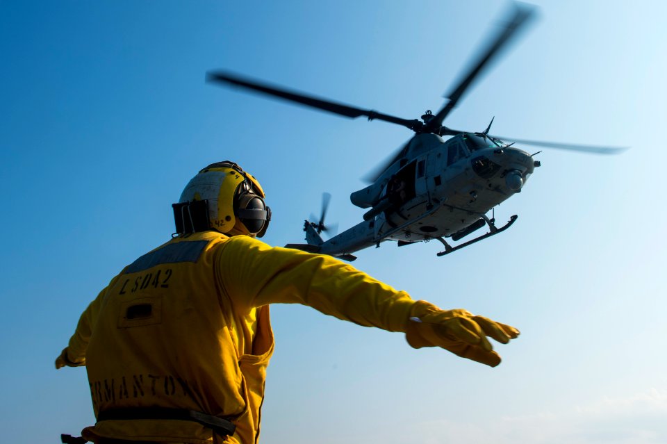 USS Germantown 140909-N-XM324-061