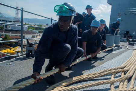 USS Germantown 140928-N-XM324-054