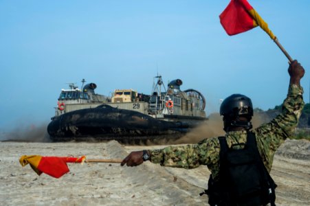 USS Germantown operations 141011-N-XM324-018