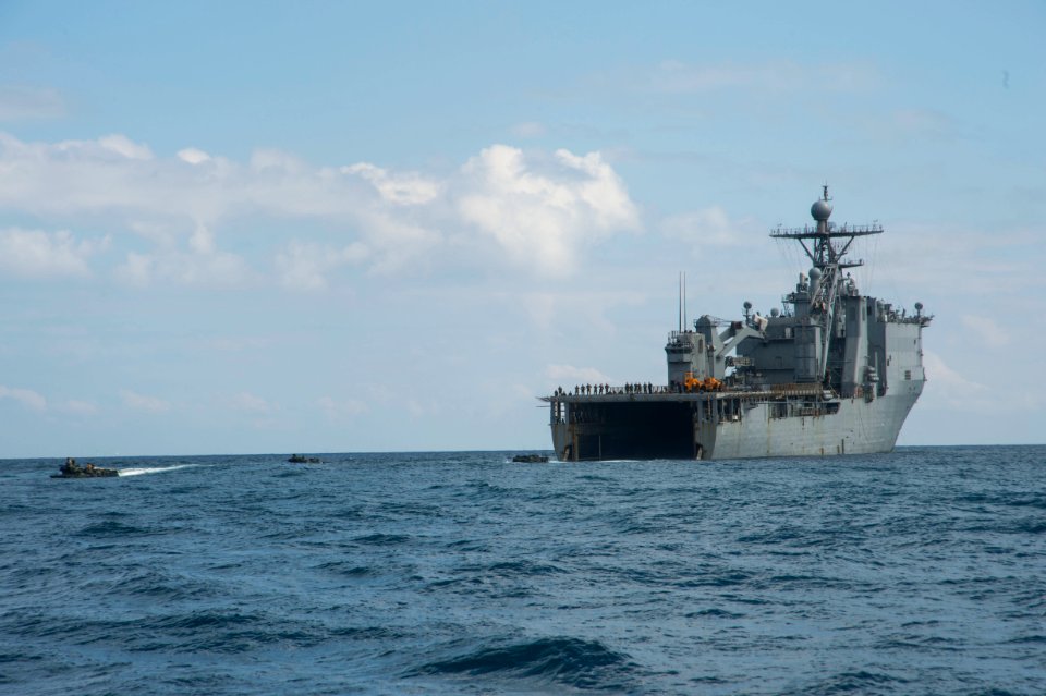 USS Germantown 141102-N-XM324-233