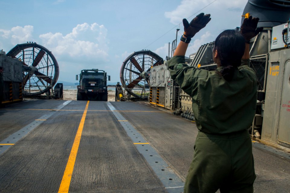 USS Germantown operations 141011-N-XM324-146