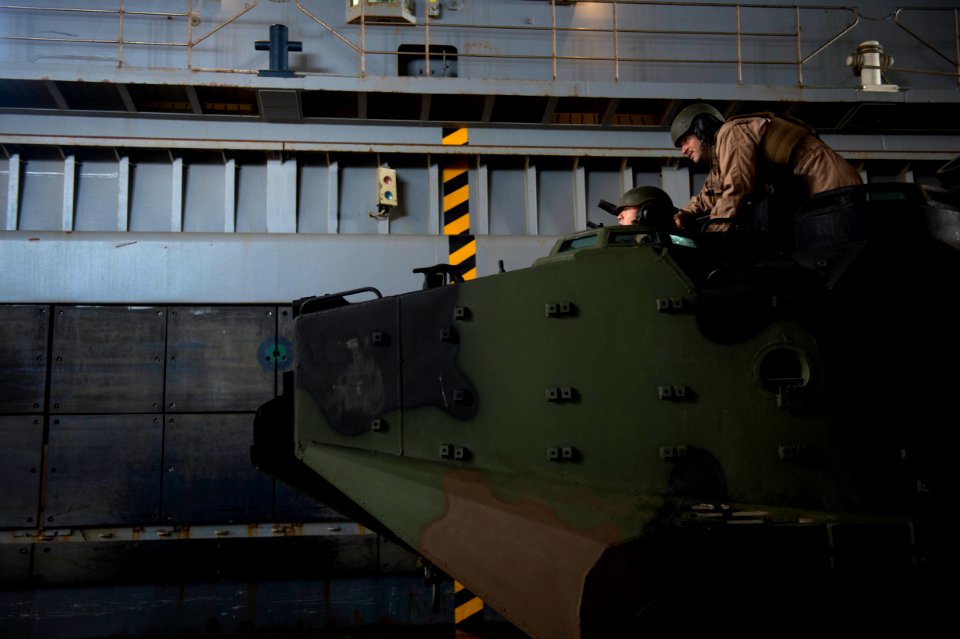 USS Germantown operations 141112-N-UD469-098