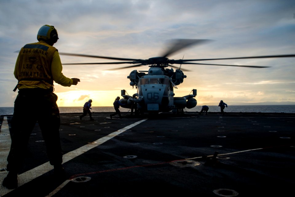 USS Germantown operations 141031-N-XM324-174