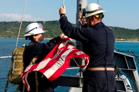 USS Germantown operations 141106-N-UD469-002