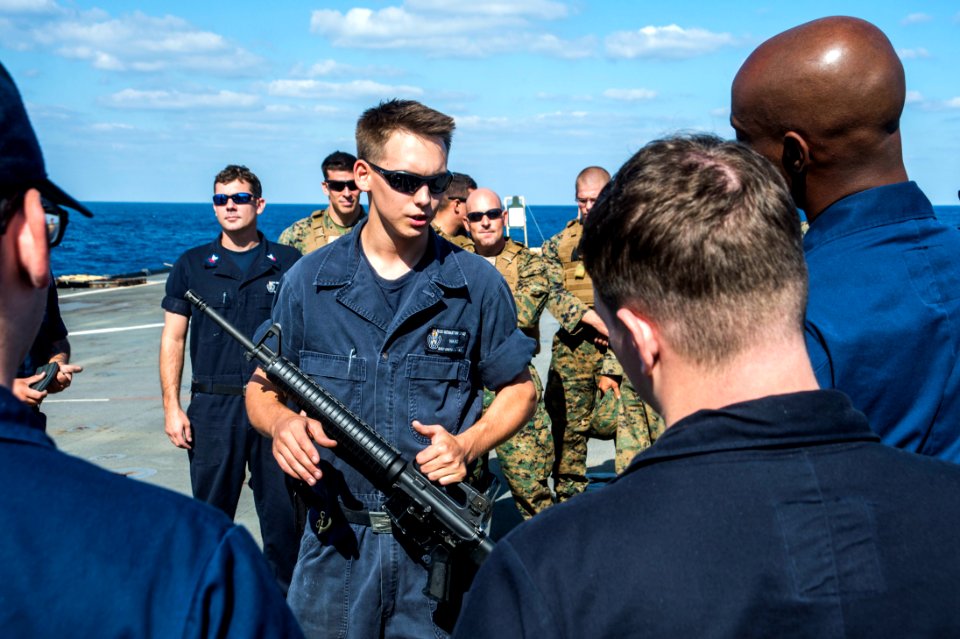 USS Germantown operations 141104-N-XM324-033
