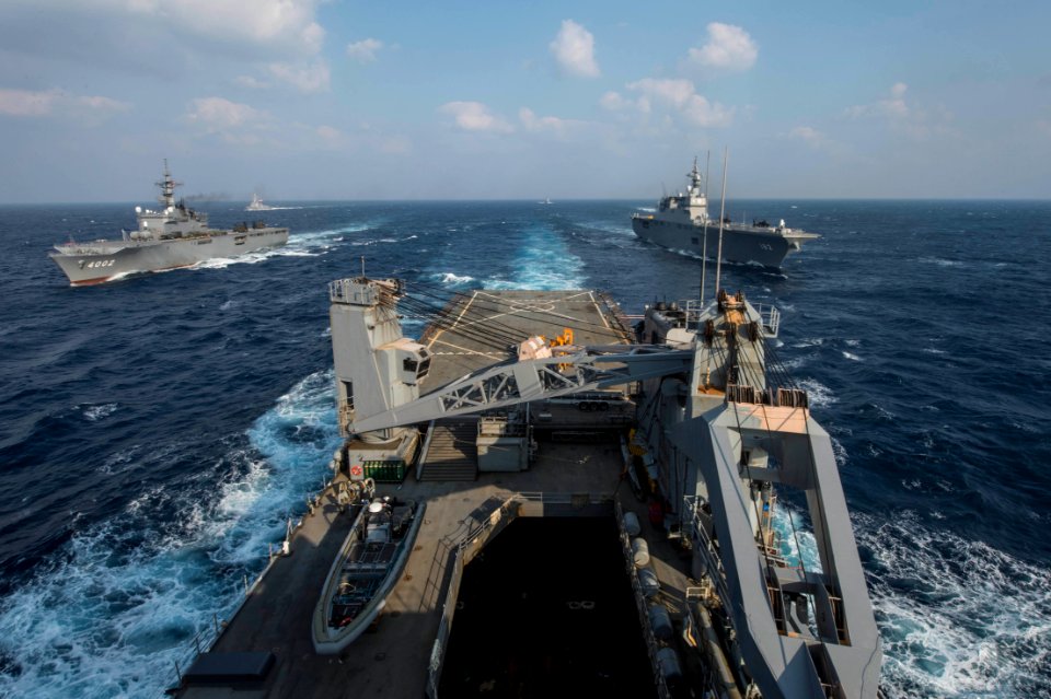USS Germantown operations 141112-N-XM324-011