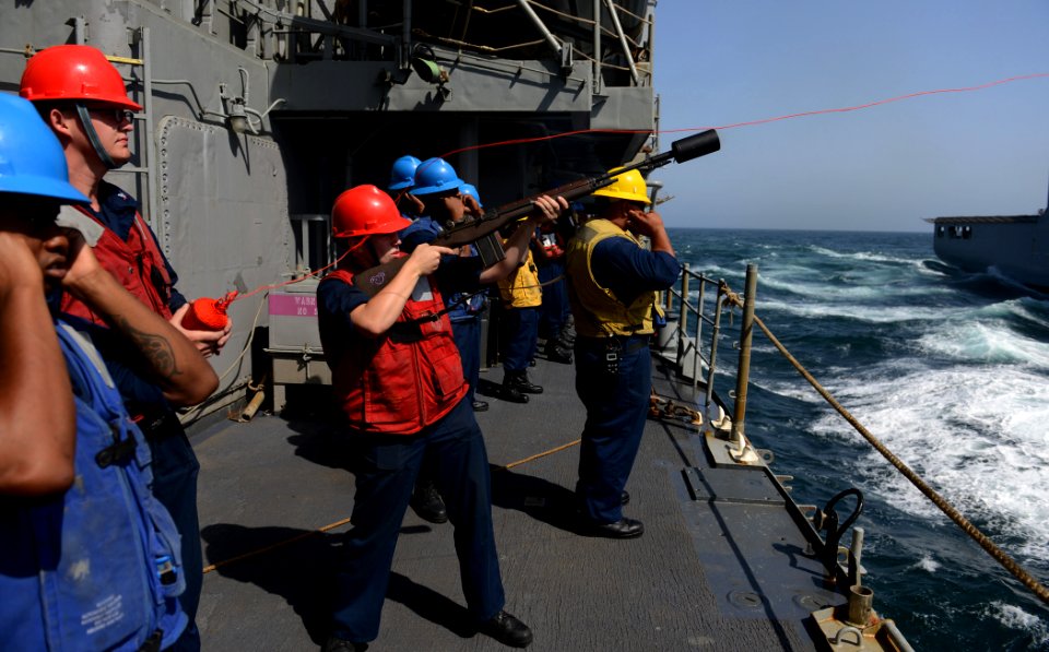 USS GETTYSBURG (CG 64) 131002-N-MY642-020 (10067652054)