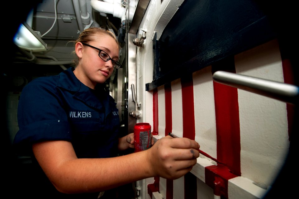 USS GETTYSBURG (CG 64) 131122-N-PL185-055 (11061924216)