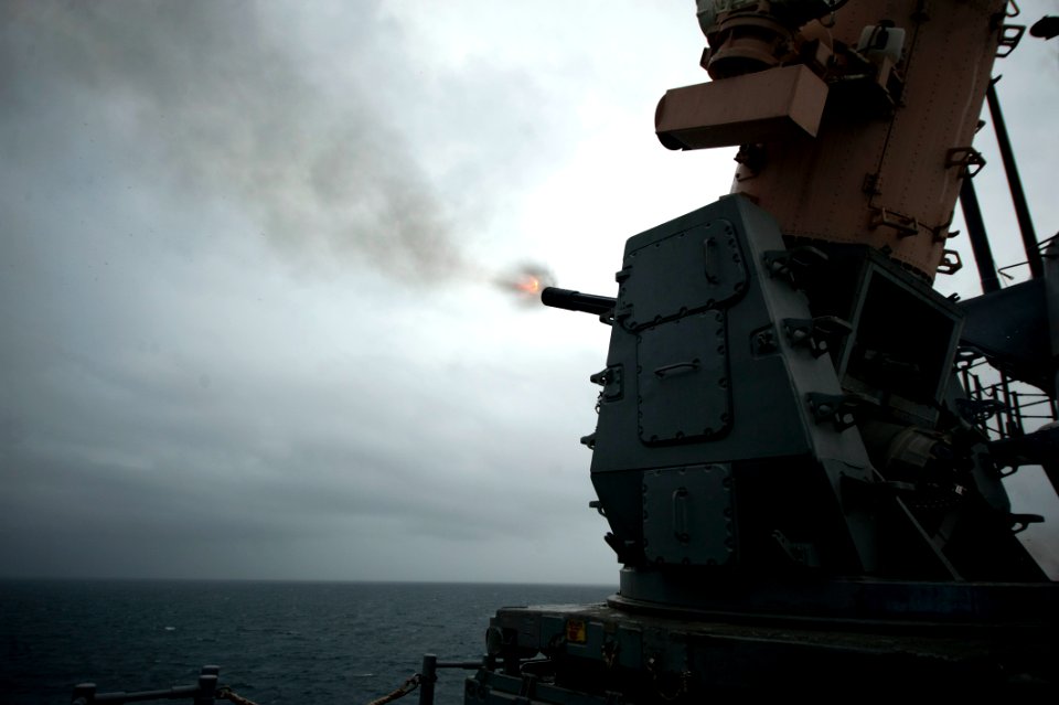 USS GETTYSBURG (CG 64) 131122-N-PL185-094 (11061826235)