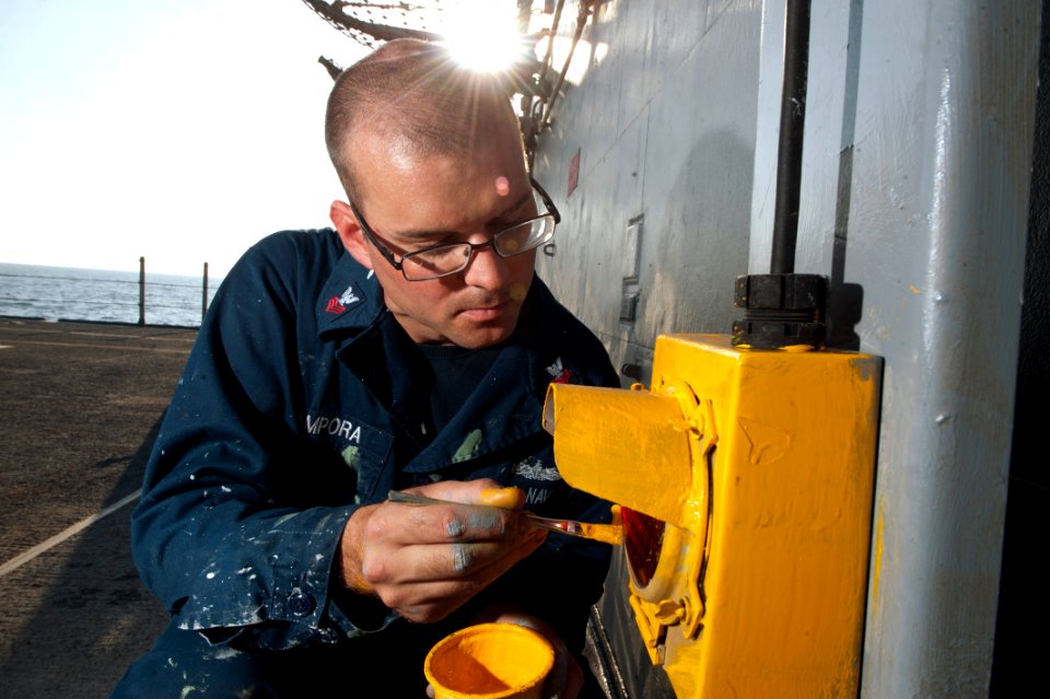 USS GETTYSBURG (CG 64) 131209-N-PL185-045 (11322146916)