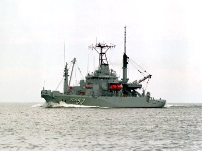 USS Grapple (ARS-53)