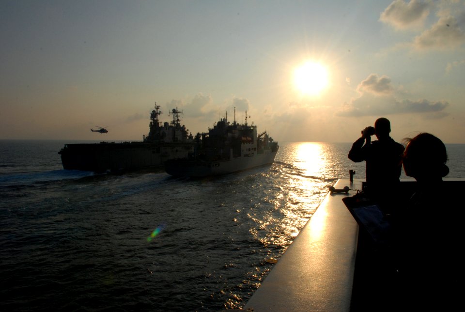 USS Green Bay 121031-N-BB534-356