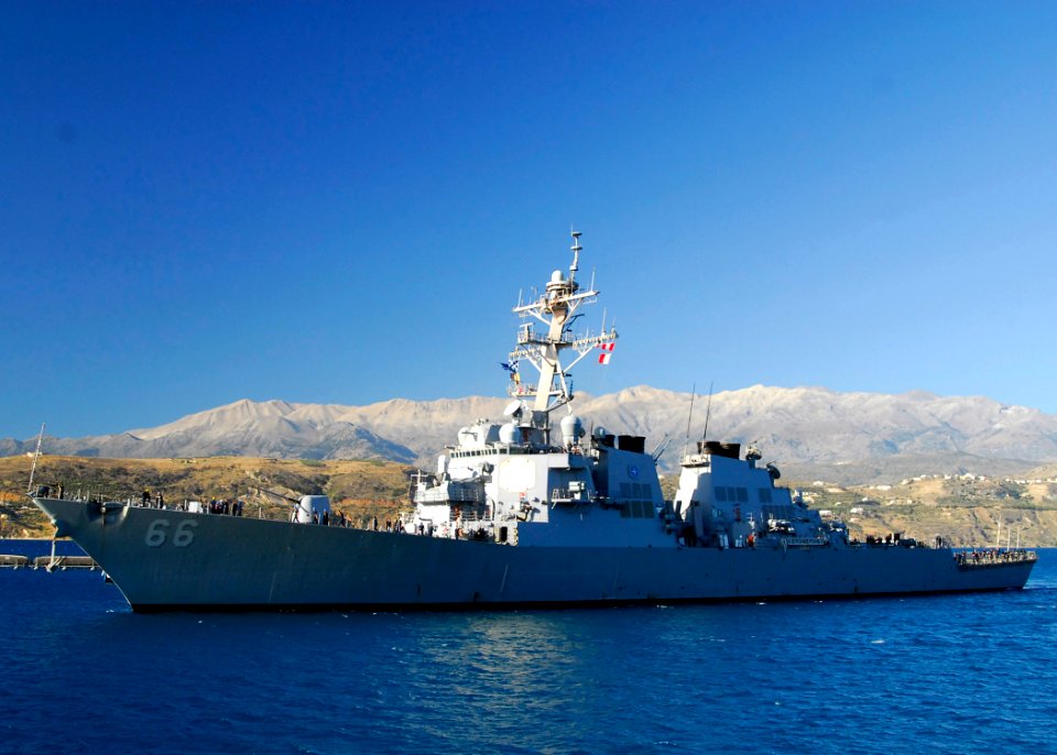 USS Gonzalez (DDG 66) in Souda Bay