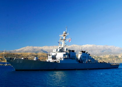USS Gonzalez (DDG 66) in Souda Bay