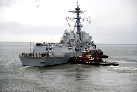 USS Gravely gets underway from Norfolk. (8467238941)