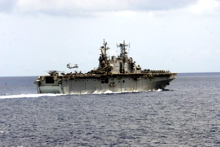 USS Green Bay 121008-N-BB534-120