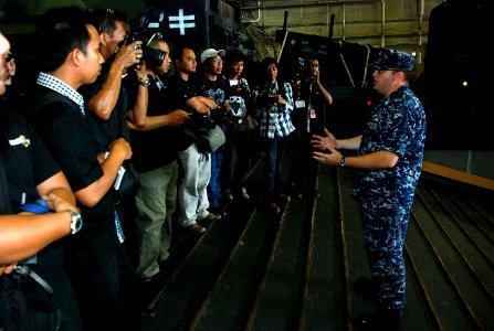 USS Green Bay action 121019-N-BB534-205