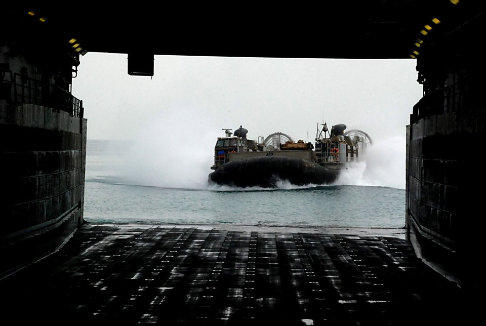 USS Green Bay 130309-N-BB534-174