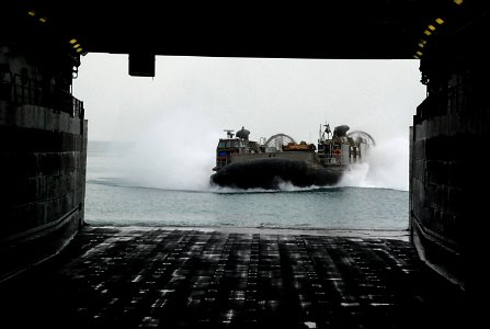 USS Green Bay 130309-N-BB534-174