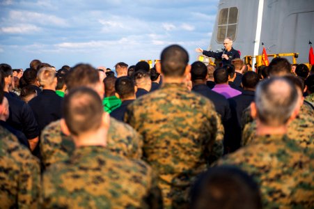 USS Green Bay 150325-N-KE519-056